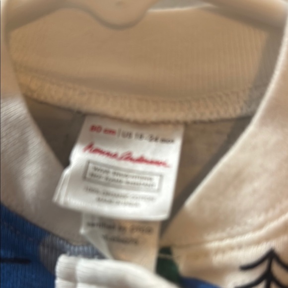 Hanna Andersson White and Blue ski Print Footies - Picture 2 of 3